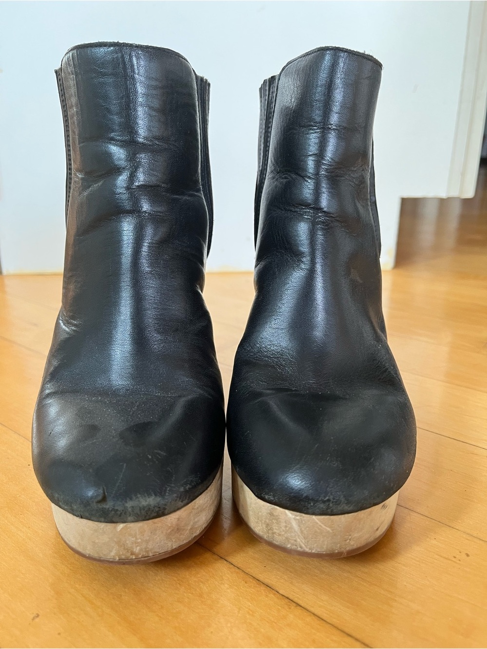 Boots - Picture 3 of 5